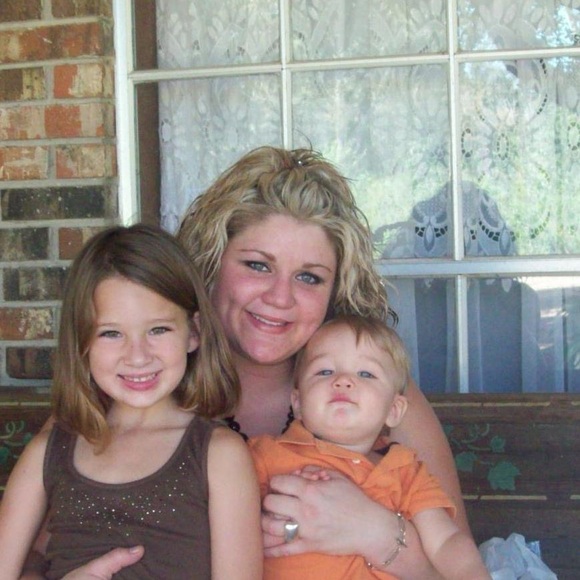 Meet your Posher, Kayley - Picture 15 of 17